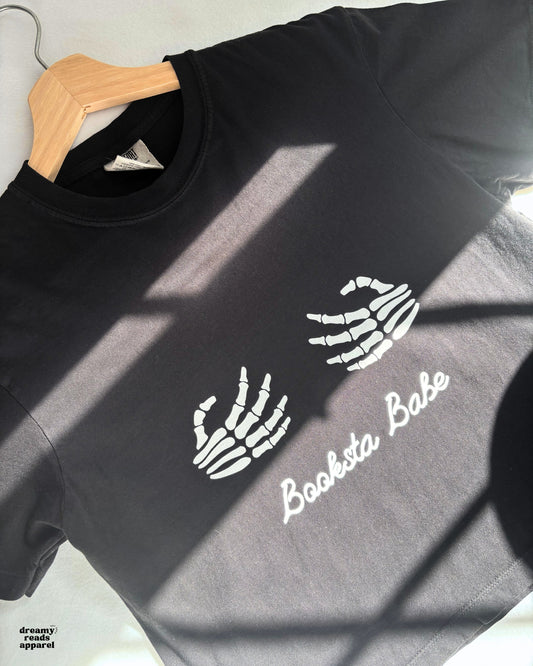 Booksta Babe Cropped Tee